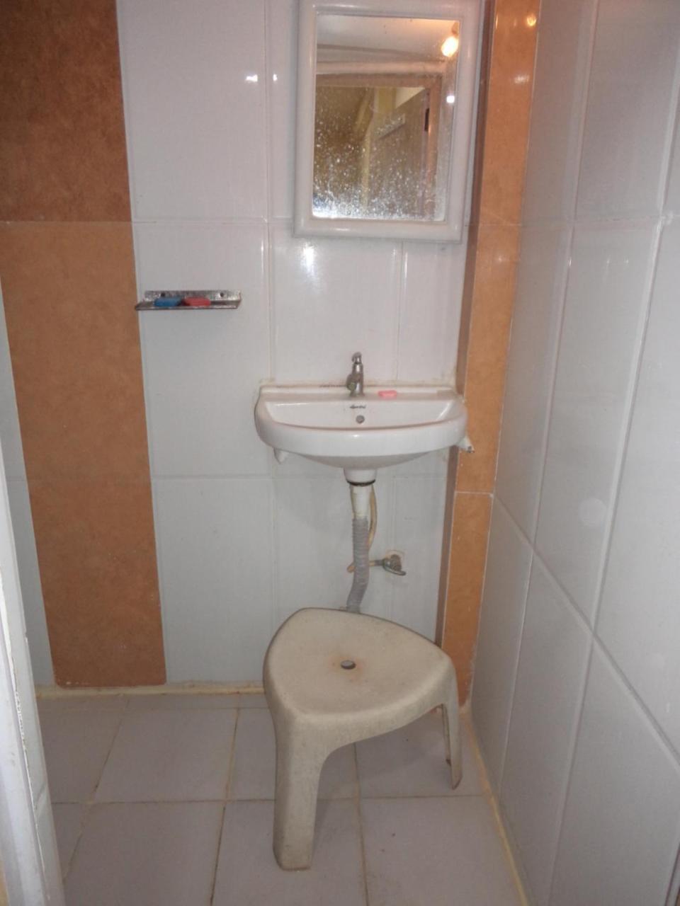 Hotel Neelkamal Indore Bagian luar foto